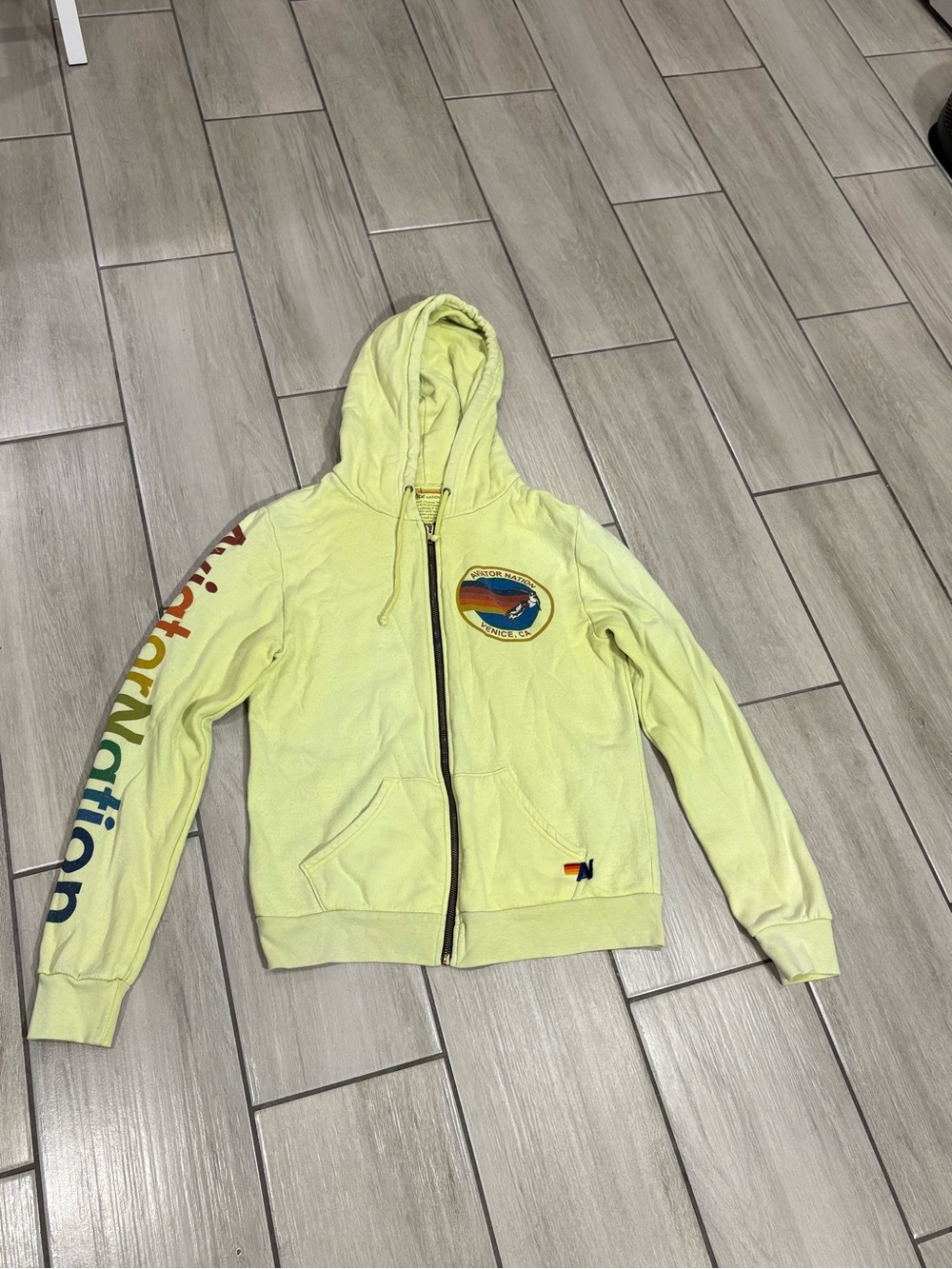 aviator nation hoodie
Size Large